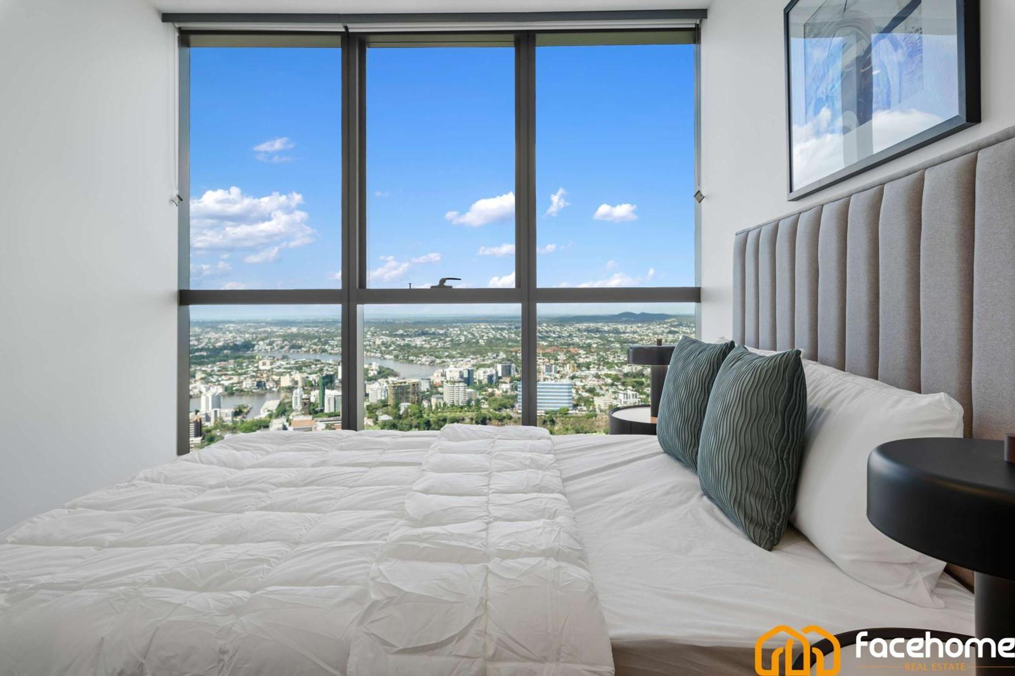 Luxury River & Access Apartment *